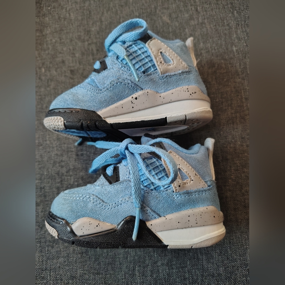 Air Jordan 4 Retro "University Blue" Toddler shoes size 4 - Picture 4 of 7
